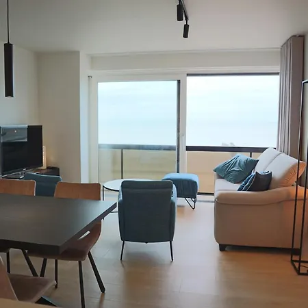 In For 4 Persons, Cleaning Included Apartment *